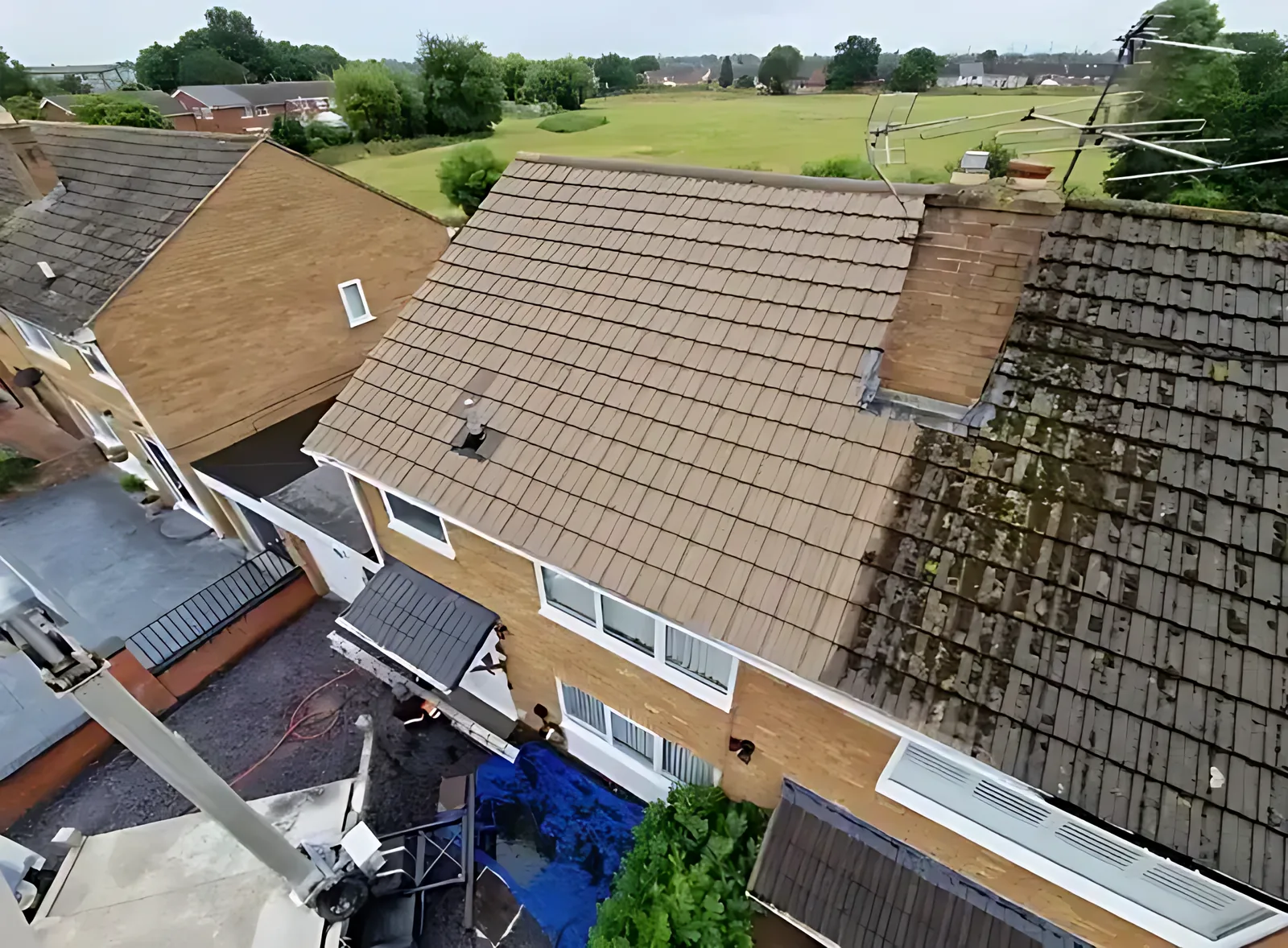 Roof and exterior cleaning in Epsom
